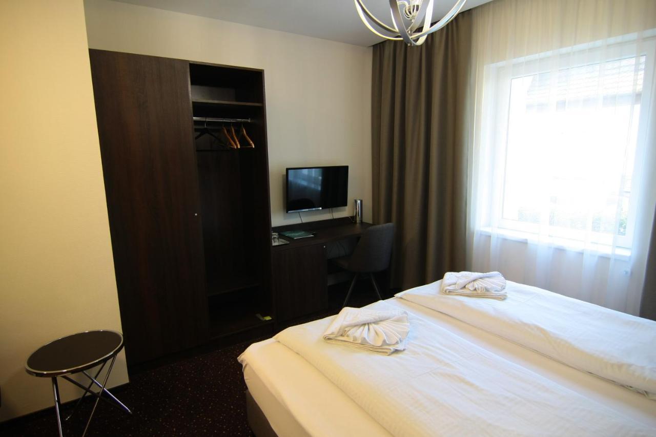 Vácz Hotel 3*